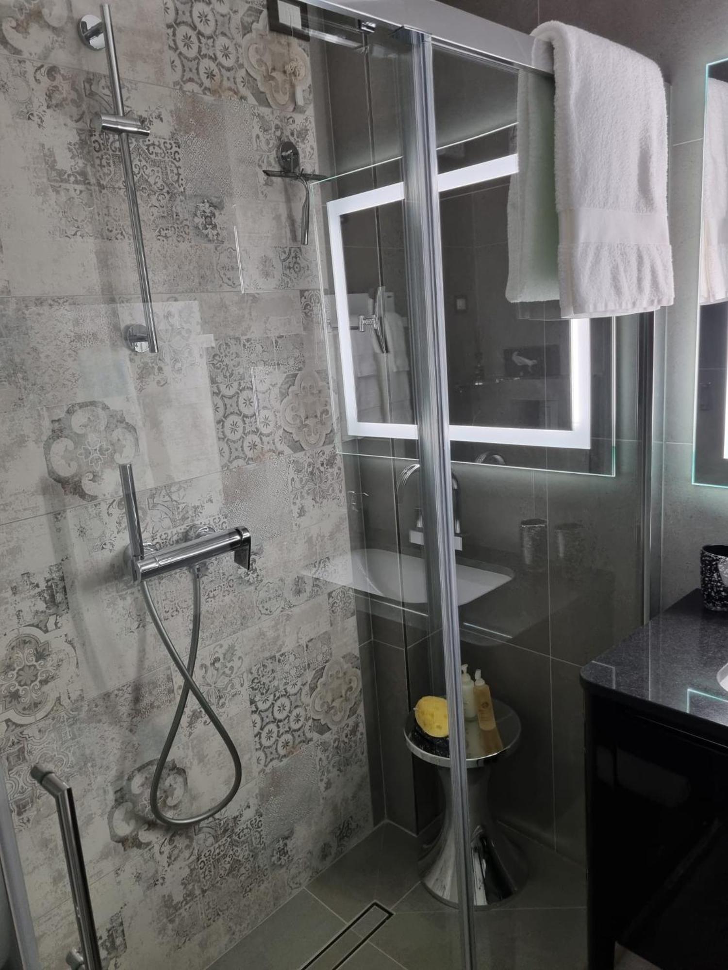 Palms Luxury Suites Sanremo Ngoại thất bức ảnh